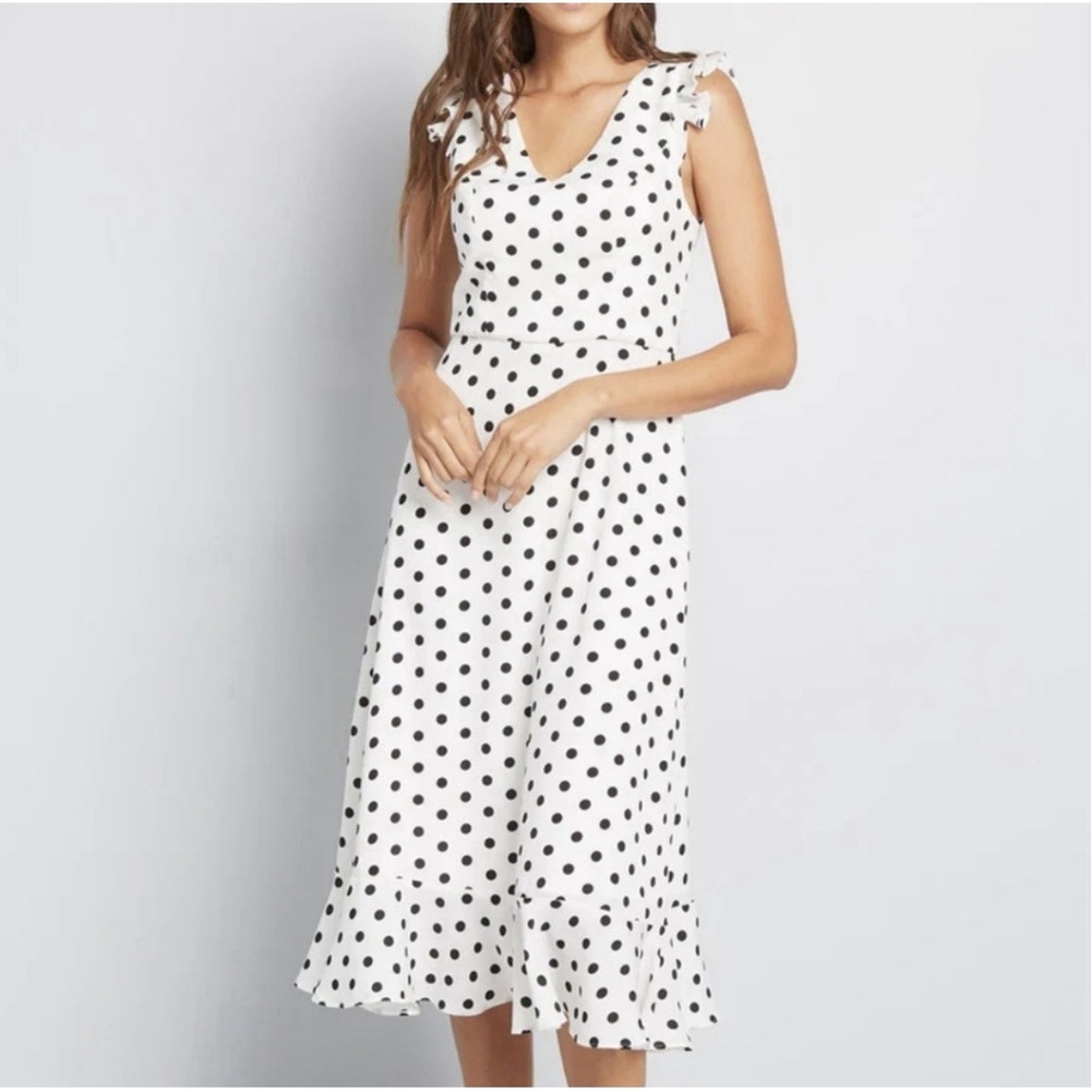 Liza Luxe White & Black Polkadot Ruffle Dress Size XL May Run Small